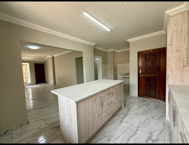 3 BEDROOM HOUSE FOR SALE IN VANDERBIJLPARK CW 6